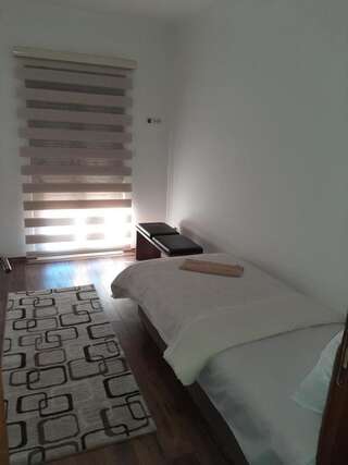 Апартаменты Aparmani MIA VUKSANOVIC 1 Цетине Апартаменты с 3 спальнями-23