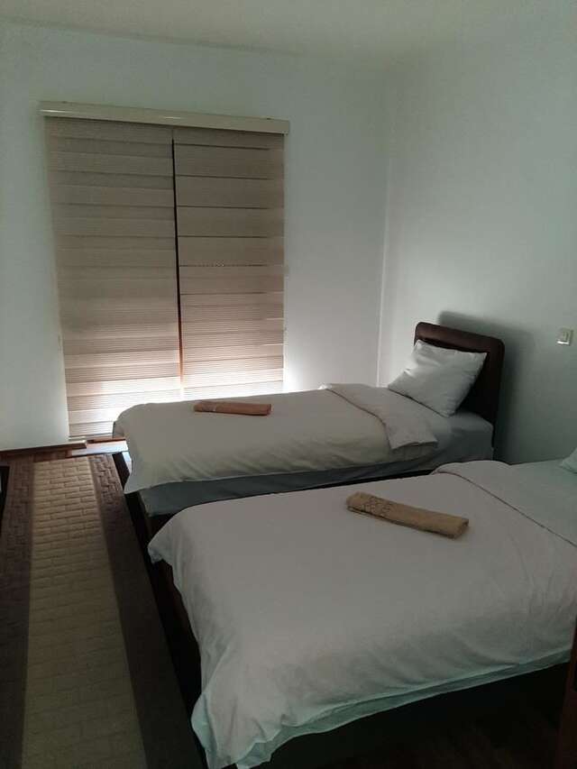 Апартаменты Aparmani MIA VUKSANOVIC 1 Цетине-9